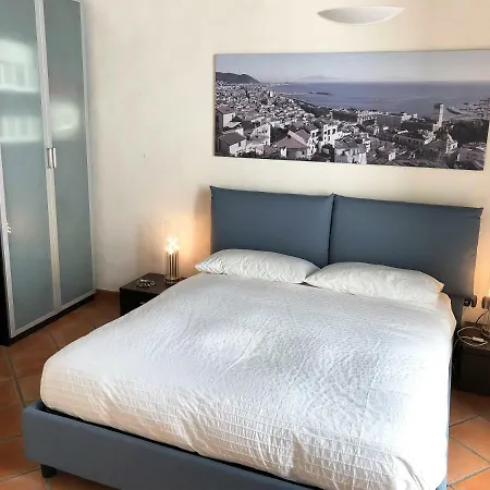 Del Santo Salerno
